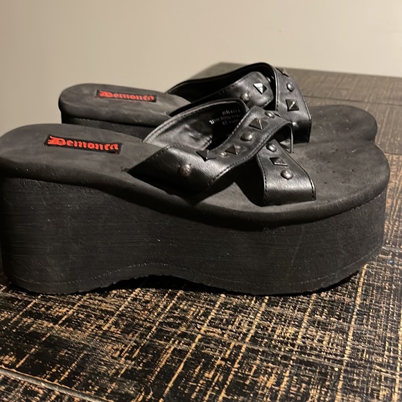 Dolls kill platforms - Picture 2 of 4